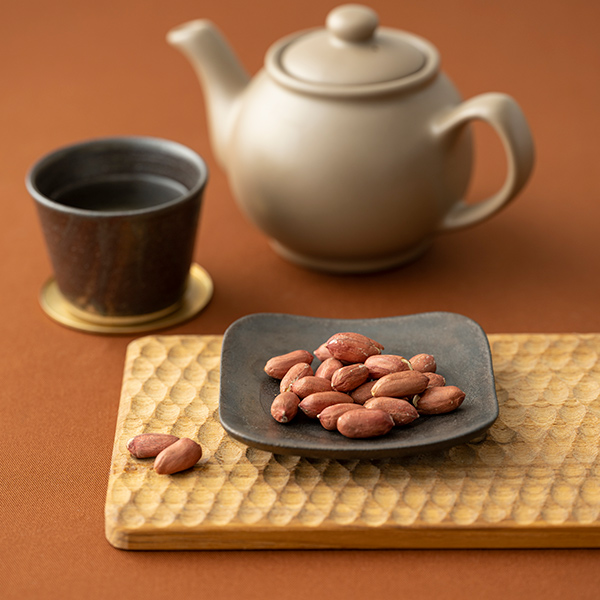 うす皮付落花生 華