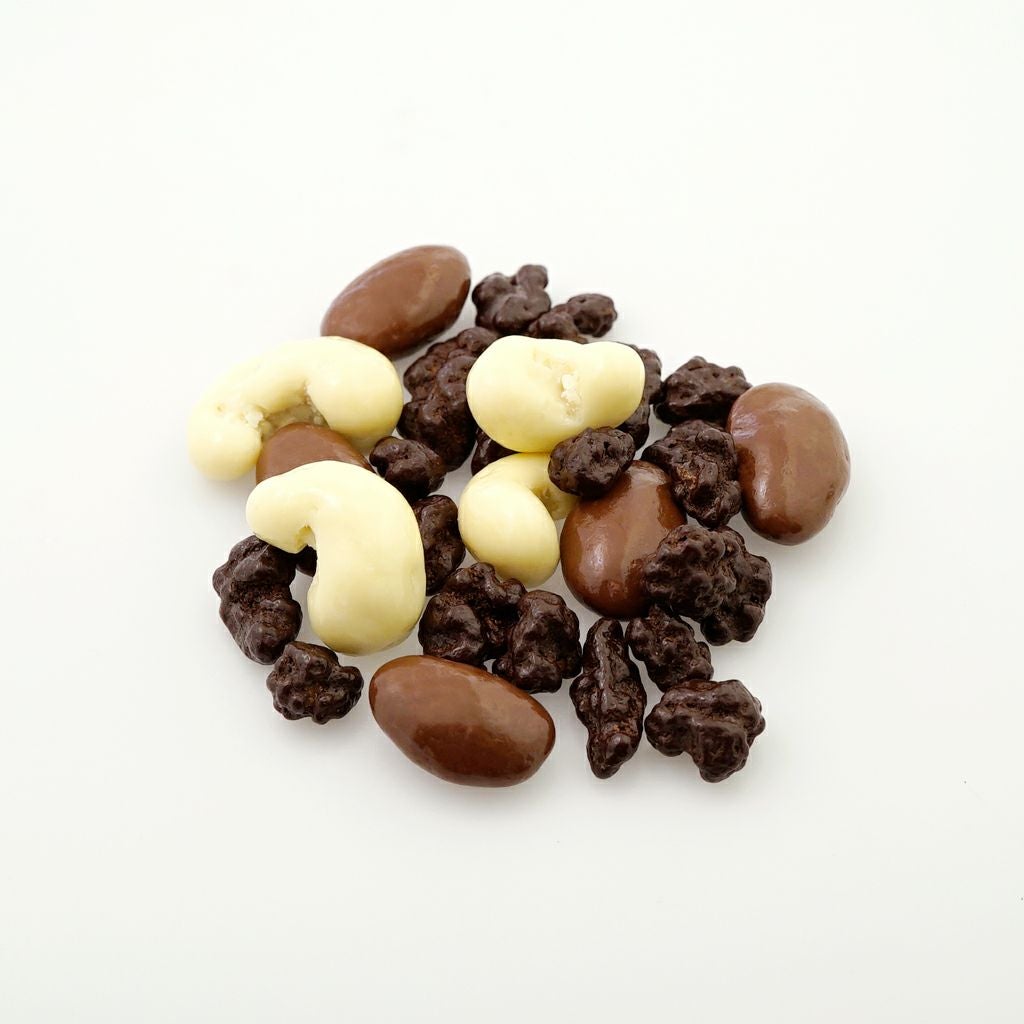 チョコがけナッツとドライフルーツ | 吉田ピーナツ食品 ぴぃきち堂